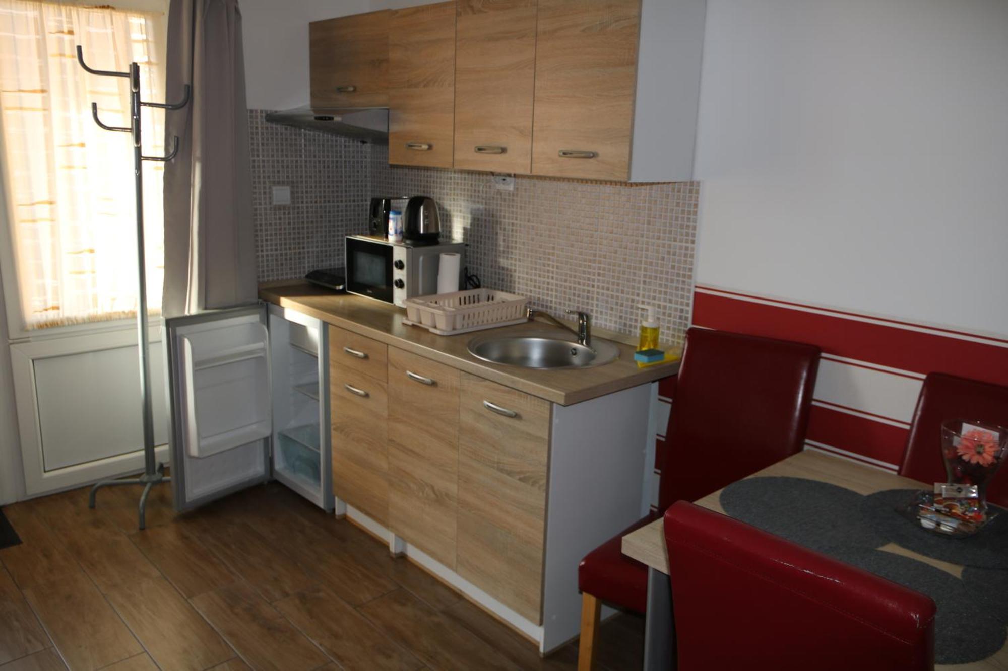 Hortobagyi Kemences Vendeghaz Apartment ภายนอก รูปภาพ