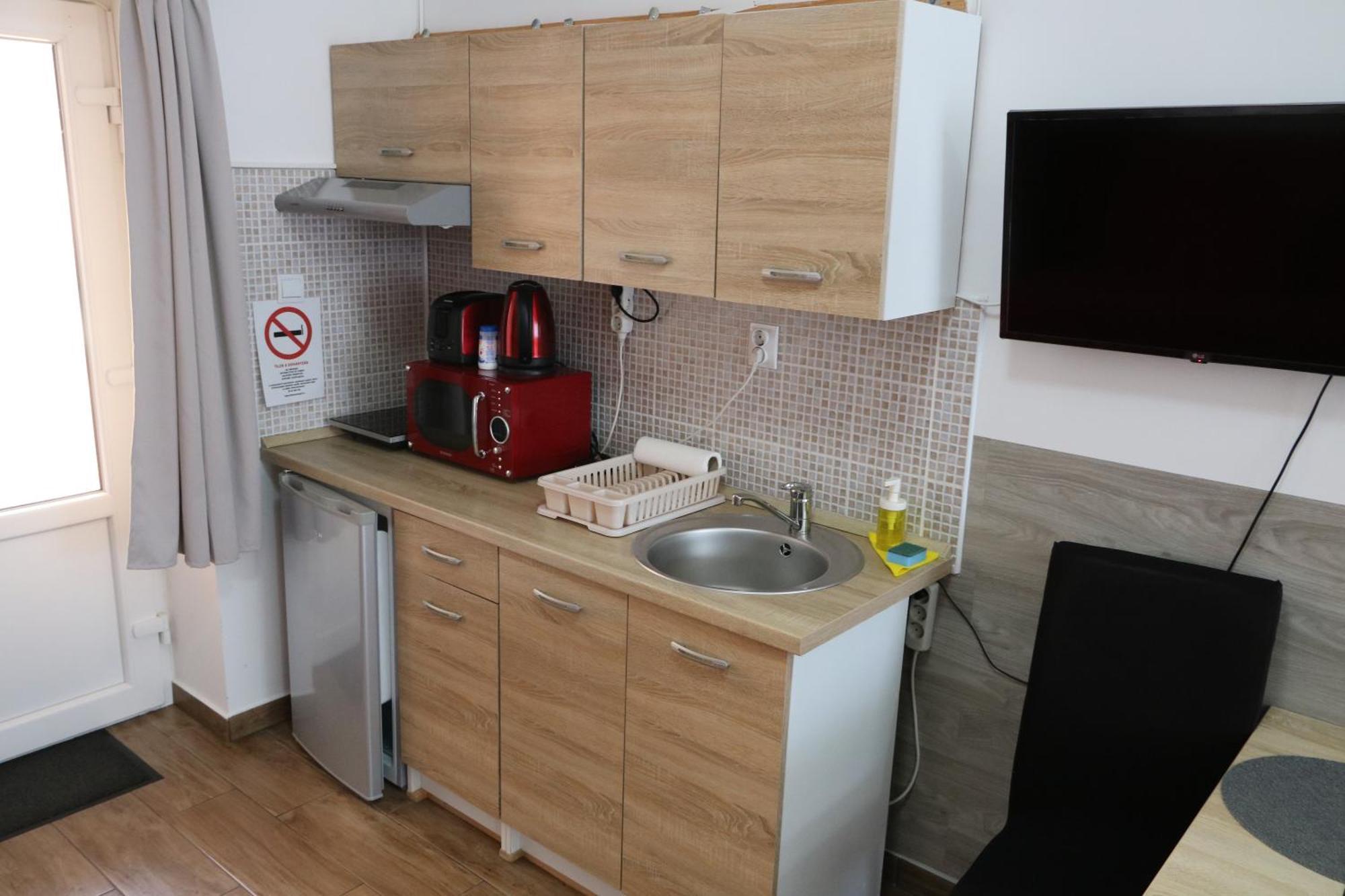 Hortobagyi Kemences Vendeghaz Apartment ภายนอก รูปภาพ