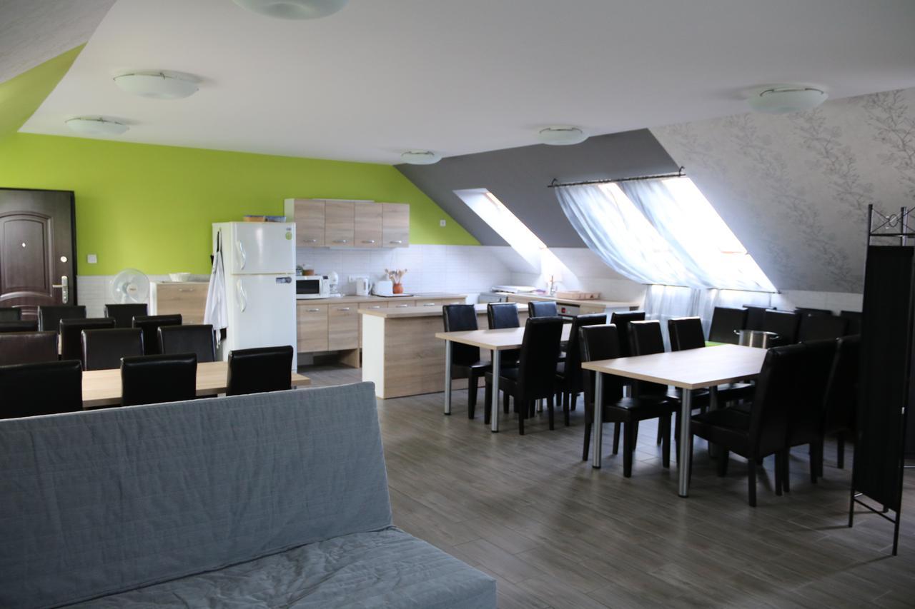 Hortobagyi Kemences Vendeghaz Apartment ภายนอก รูปภาพ